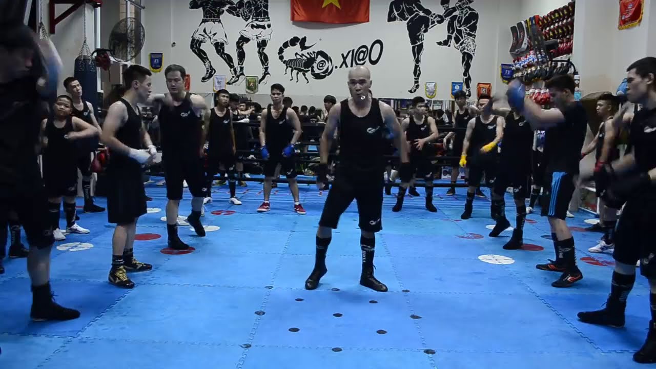 Lớp học boxing chuyên nghiệp tại Hà Nội - Tập luyện và rèn luyện sức khỏe với các chuyên gia